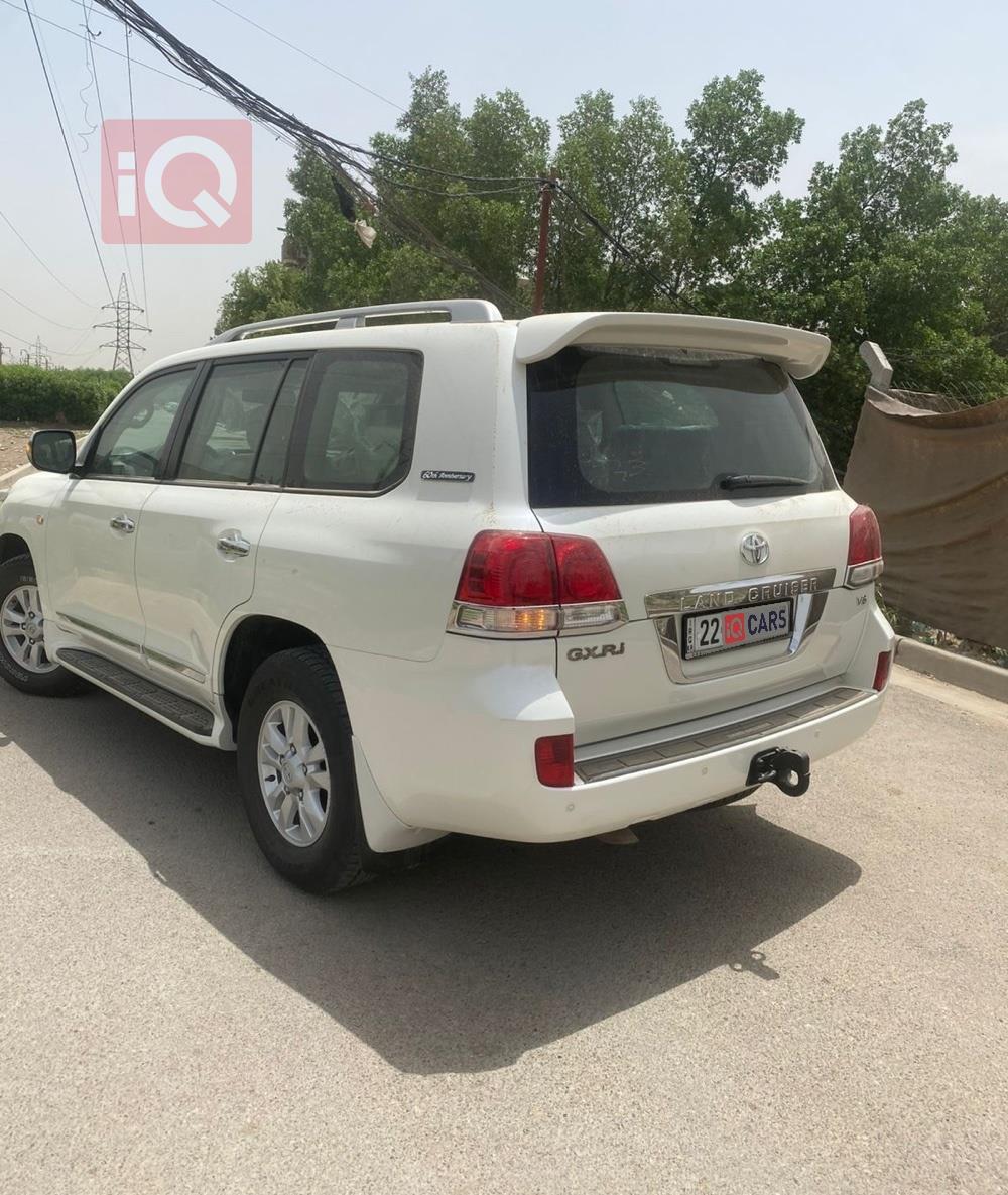 تويوتا لاندكروزر